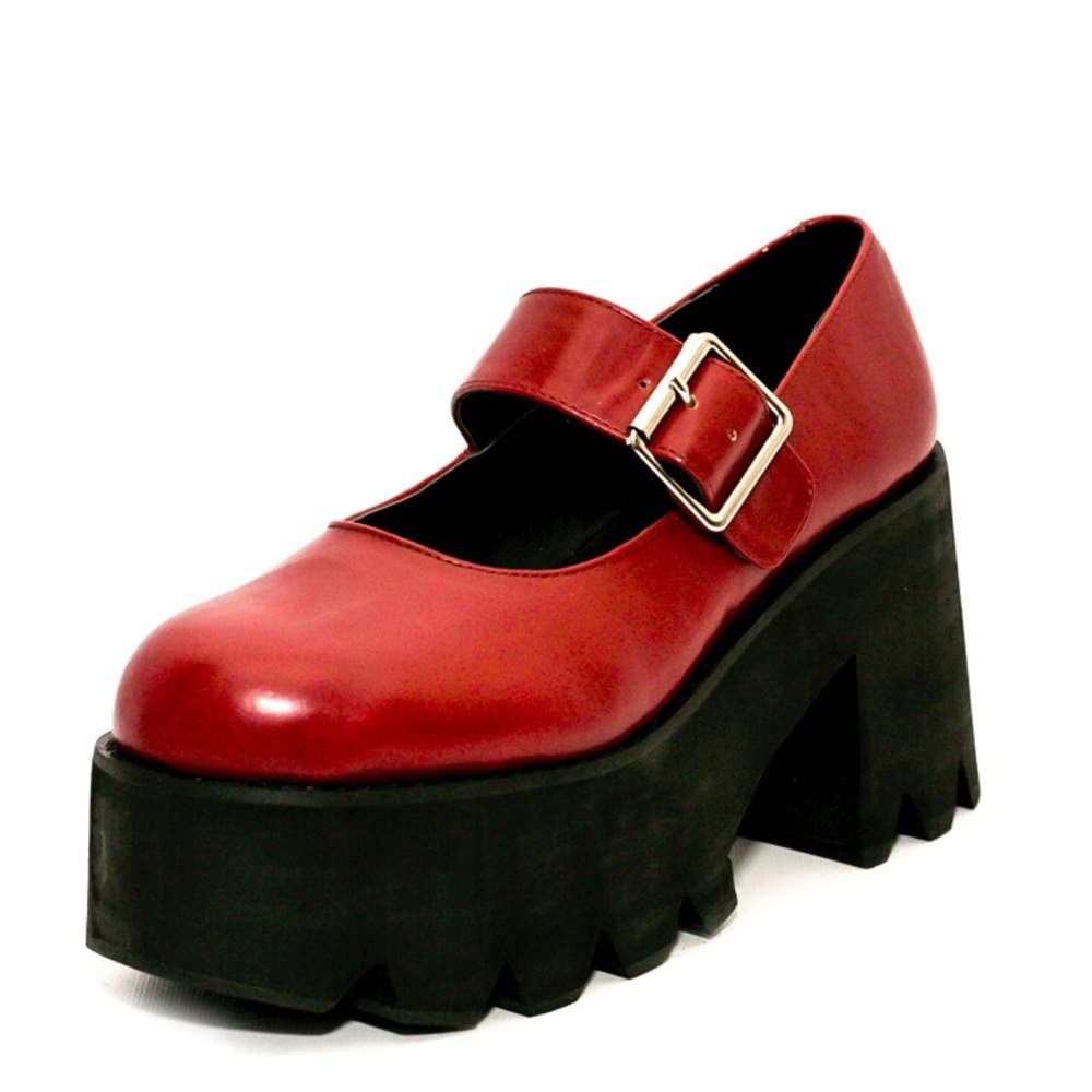 NEW NEVER WORN CHARLA TEDRICK MISS MARY OXBLOOD PLATFORM